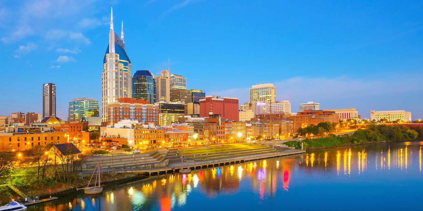 Nashville skyline at dusk